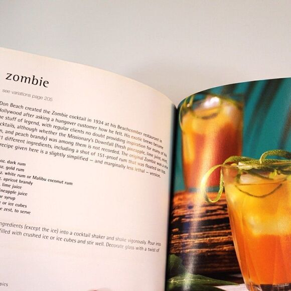 500 Cocktails Book The Only Cocktail Compendium You'll Ever Need Wendy Sweetser - Picture 10 of 12